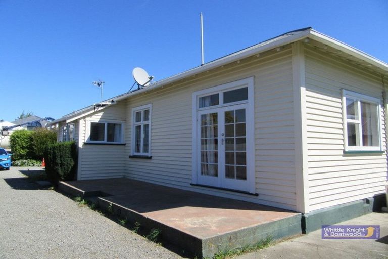 Photo of property in 2/76 Elizabeth Street, Riccarton, Christchurch, 8041