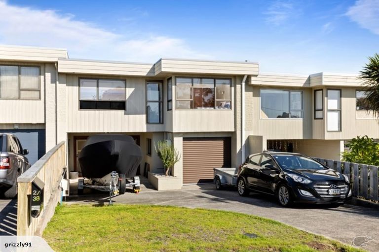 Photo of property in 2/38 Walter Street, Hauraki, Auckland, 0622