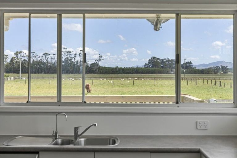 Photo of property in 74 Awakino Point Road East, Awakino Point, Dargaville, 0372
