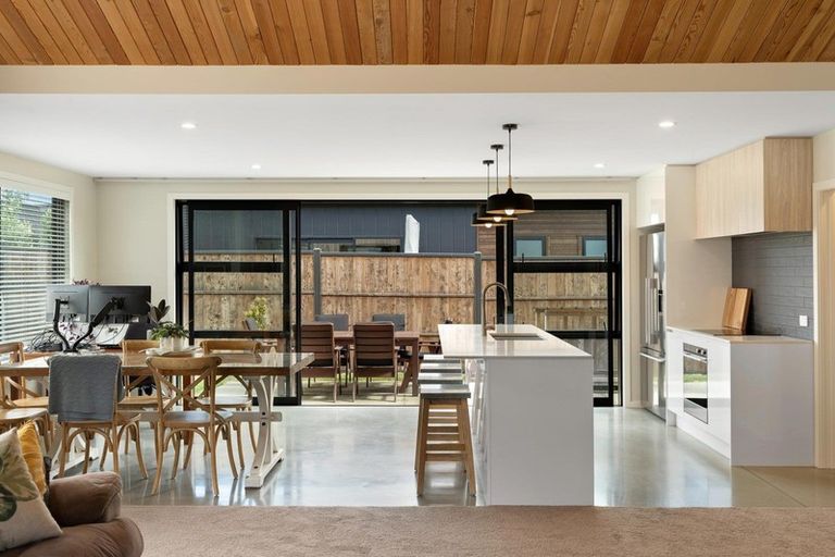 Photo of property in 12 Maize Street, Jacks Point, Queenstown, 9371