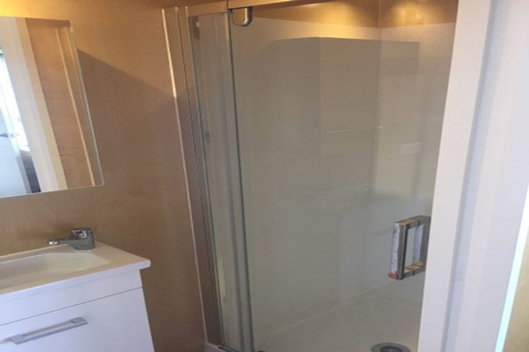 Photo of property in 13 Capitol Road, Matakatia, Whangaparaoa, 0930