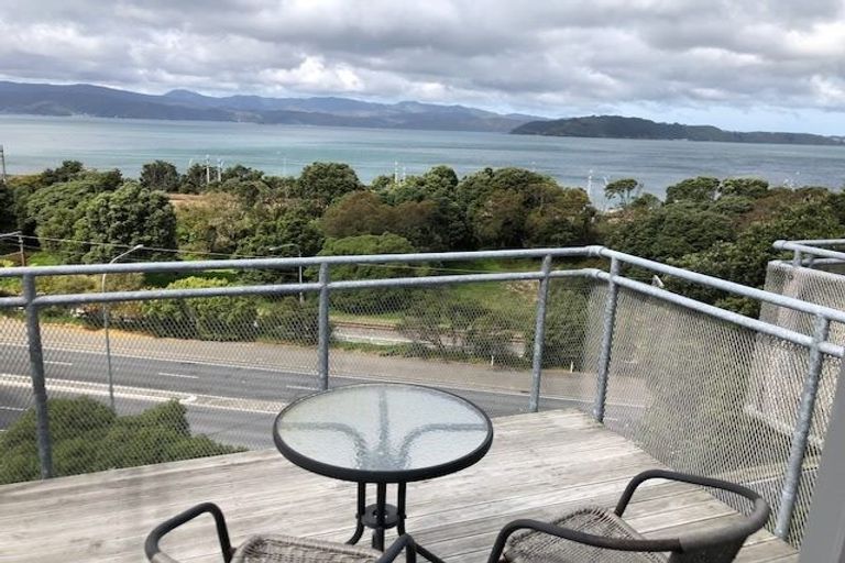 Photo of property in 24/2 Onslow Road, Khandallah, Wellington, 6035