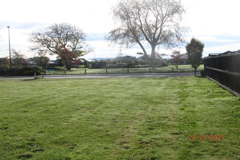 Photo of property in 24 Minerva Crescent, Woodend, 7610