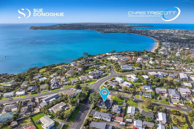 Photo of property in 108 Stanmore Bay Road, Stanmore Bay, Whangaparaoa, 0932