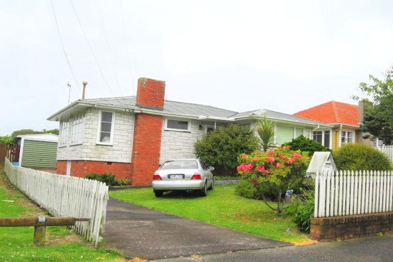 Photo of property in 166 Richardson Road, Wesley, Auckland, 1041