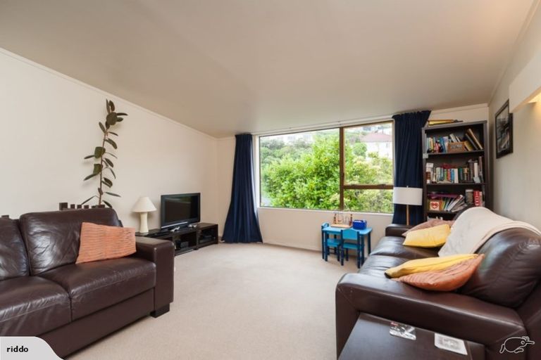 Photo of property in 124 Onslow Road, Khandallah, Wellington, 6035