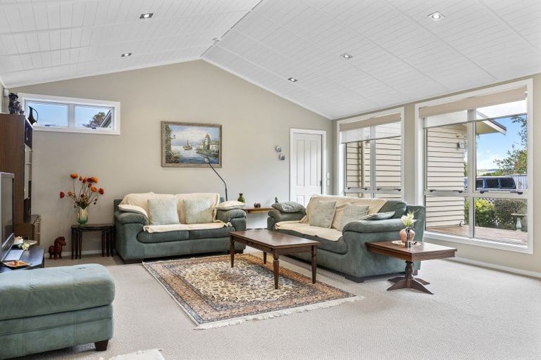 Photo of property in 12 Kurupae Road, Hilltop, Taupo, 3330