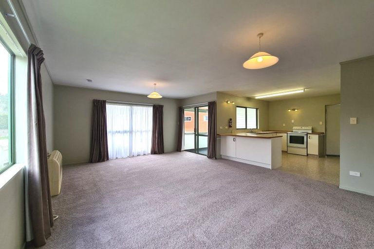 Photo of property in 6 Courthouse Lane, Coromandel, 3506