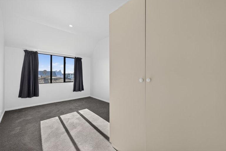 Photo of property in 2/477 Madras Street, St Albans, Christchurch, 8014