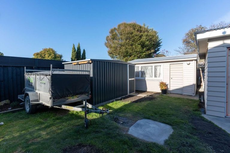 Photo of property in 8 Glen Place, Parklands, Christchurch, 8083
