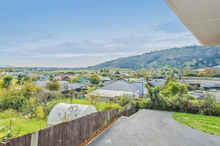 Photo of property in 11 Flinders Road, Heathcote Valley, Christchurch, 8022
