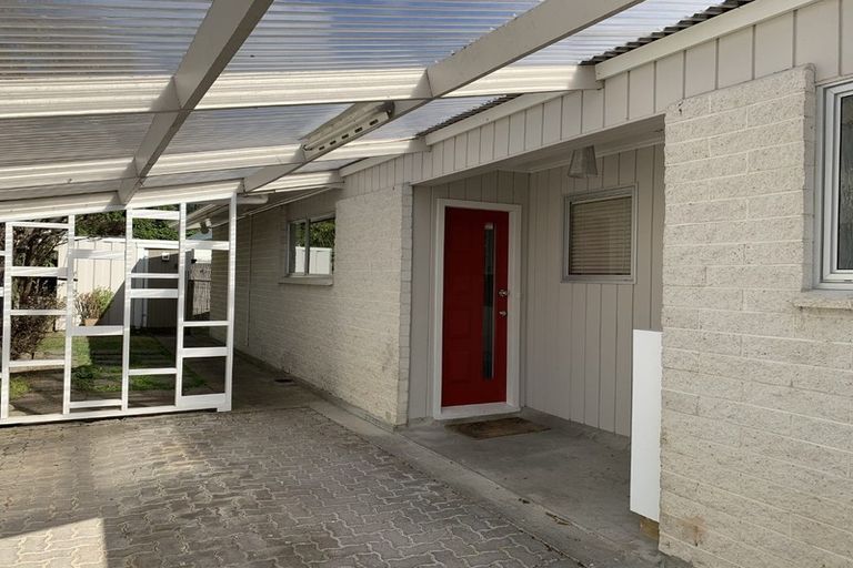 Photo of property in 20a Montgomery Street, Stokes Valley, Lower Hutt, 5019