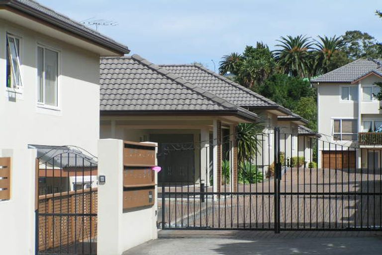 Photo of property in 16/57 Gladstone Road, Northcote, Auckland, 0627