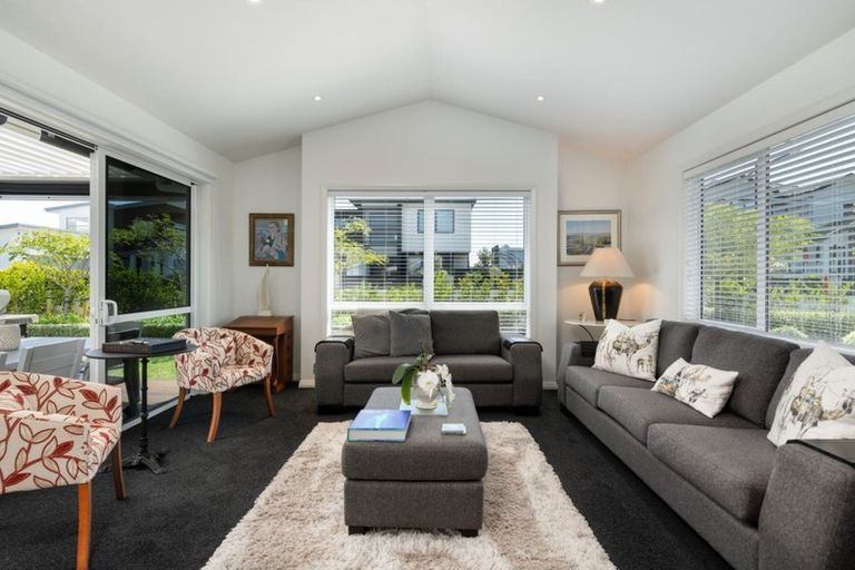 Photo of property in 14 Oceania Sands Way, Papamoa Beach, Papamoa, 3118