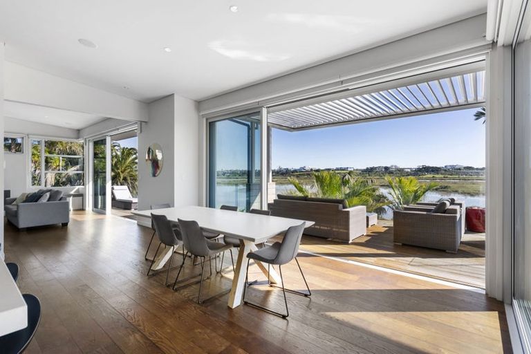 Photo of property in 53 Walter Street, Hauraki, Auckland, 0622