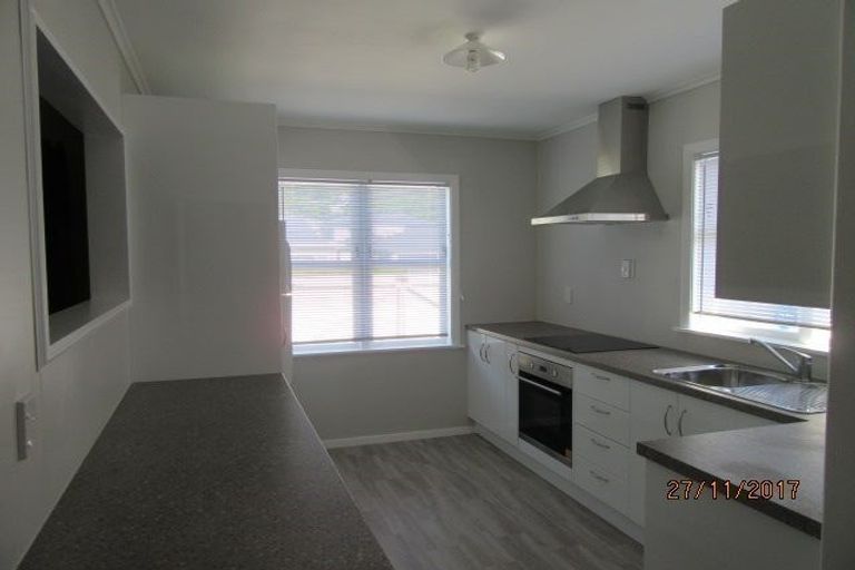 Photo of property in 329 Waiwhetu Road, Fairfield, Lower Hutt, 5011