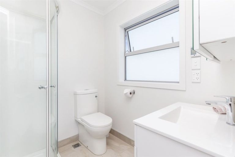 Photo of property in 14a Banks Boulevard, Whitby, Porirua, 5024