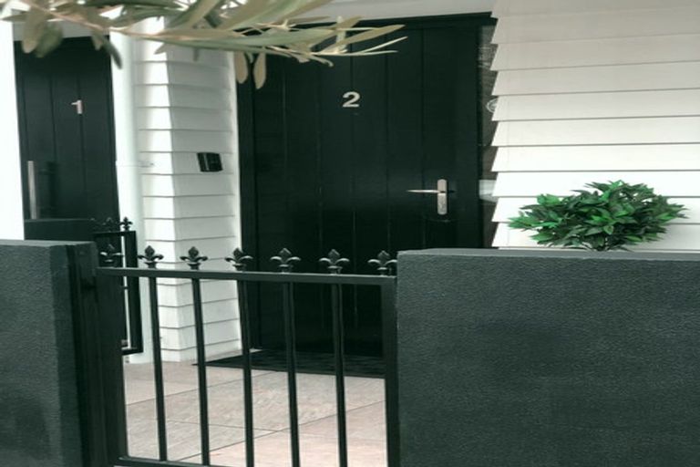 Photo of property in 2/10 Rose Road, Grey Lynn, Auckland, 1021
