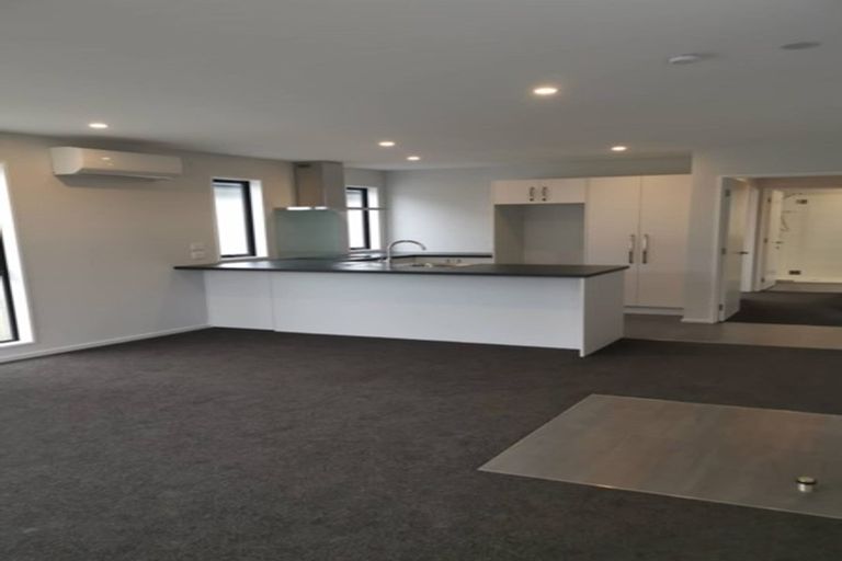 Photo of property in 15 Pohe Street, Waikanae, 5036