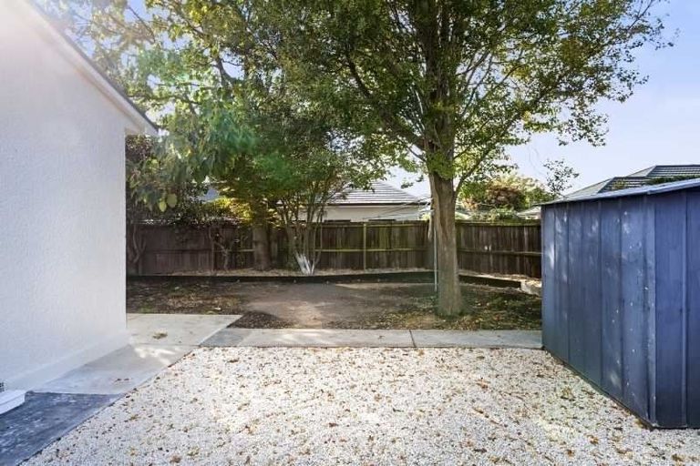 Photo of property in 1/24 Plynlimon Road, Fendalton, Christchurch, 8052