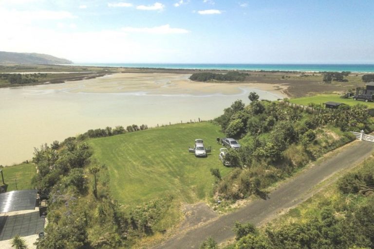 Photo of property in 10 Mangawhio Drive, Mahia, 4198
