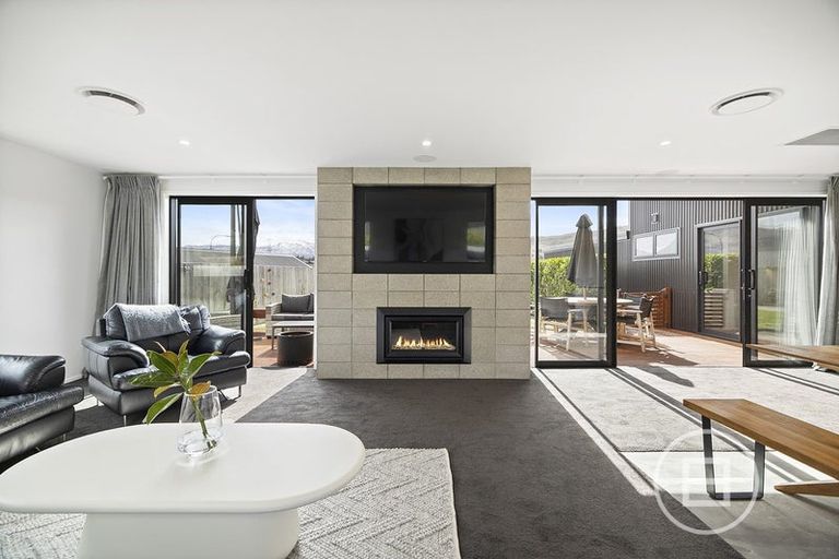Photo of property in 12 Violet Way, Lower Shotover, Queenstown, 9304