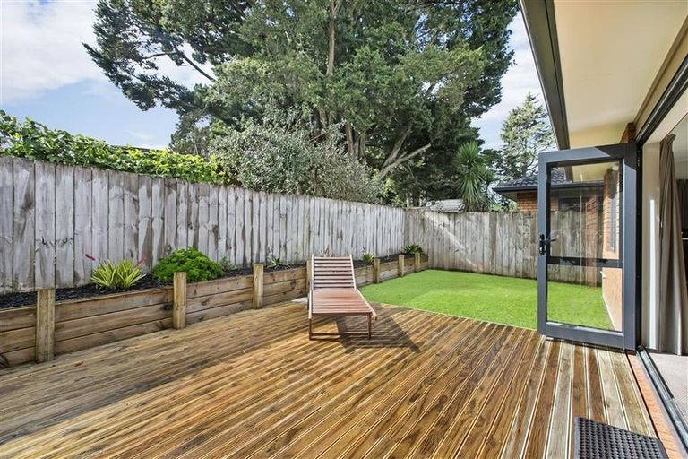 Photo of property in 17a Callis Avenue, Opaheke, Papakura, 2113