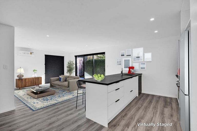 Photo of property in 120 Seaview Road, Westown, New Plymouth, 4310