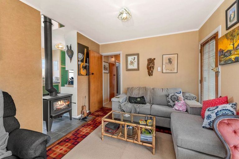 Photo of property in 14 Inverness Road, Western Heights, Rotorua, 3015