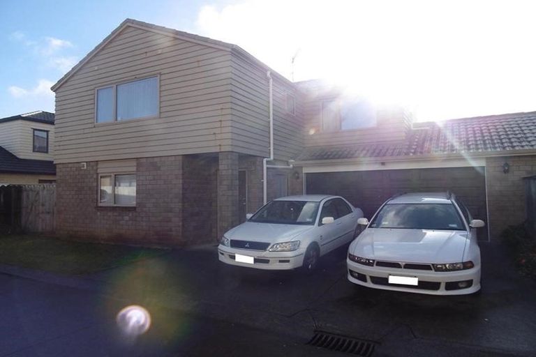Photo of property in 2 Tavua Lane, Ranui, Auckland, 0612
