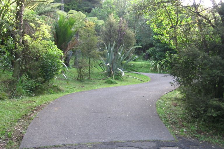 Photo of property in 419 Huia Road, Titirangi, Auckland, 0604