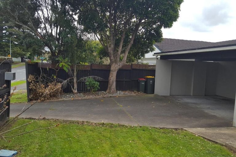 Photo of property in 26 Butley Drive, Farm Cove, Auckland, 2012