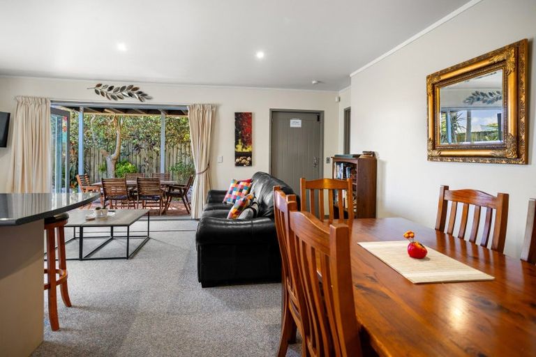 Photo of property in 5 Pipi Dune, Whitianga, 3510