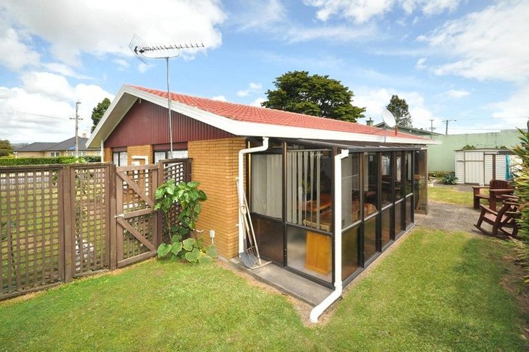 Photo of property in 88 Clevedon Road, Papakura, 2110