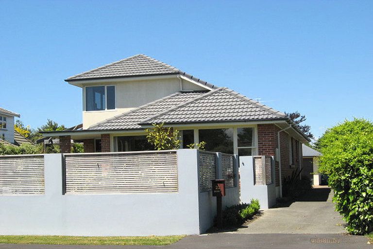 Photo of property in 22 Hampton Place, Burnside, Christchurch, 8053