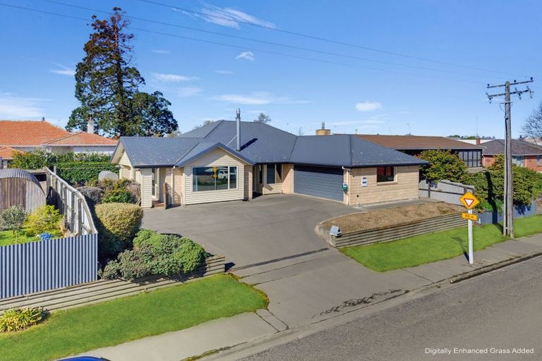 Photo of property in 2 Redwood Street, Temuka, 7920