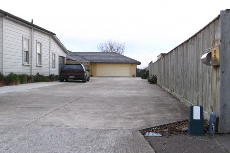 Photo of property in 628 Featherston Street, Roslyn, Palmerston North, 4414