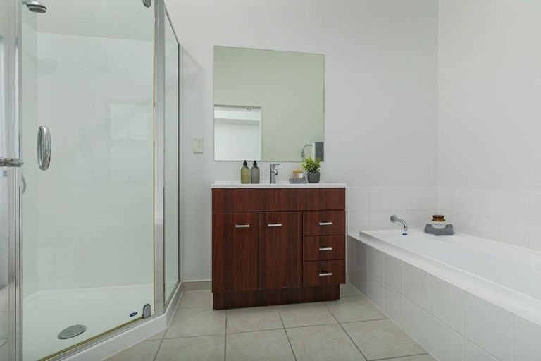 Photo of property in 14/40 Scarlet Oak Drive, Schnapper Rock, Auckland, 0632