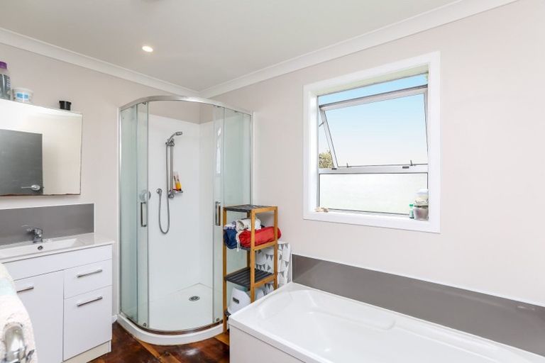 Photo of property in 5 Old South Road, Okato, 4335