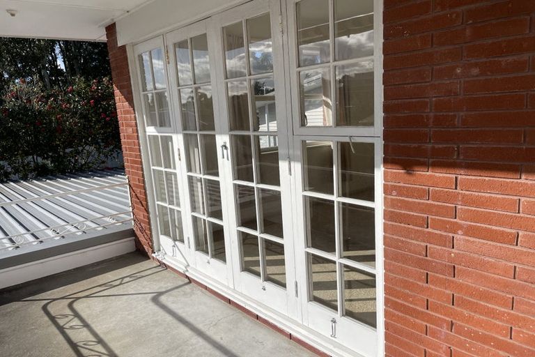 Photo of property in 17a Roderick Street, Otumoetai, Tauranga, 3110