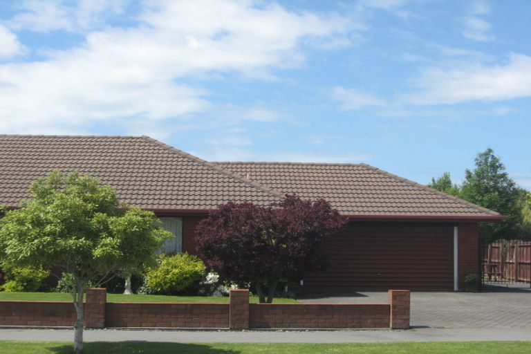 Photo of property in 1 Topaz Place, Bishopdale, Christchurch, 8053