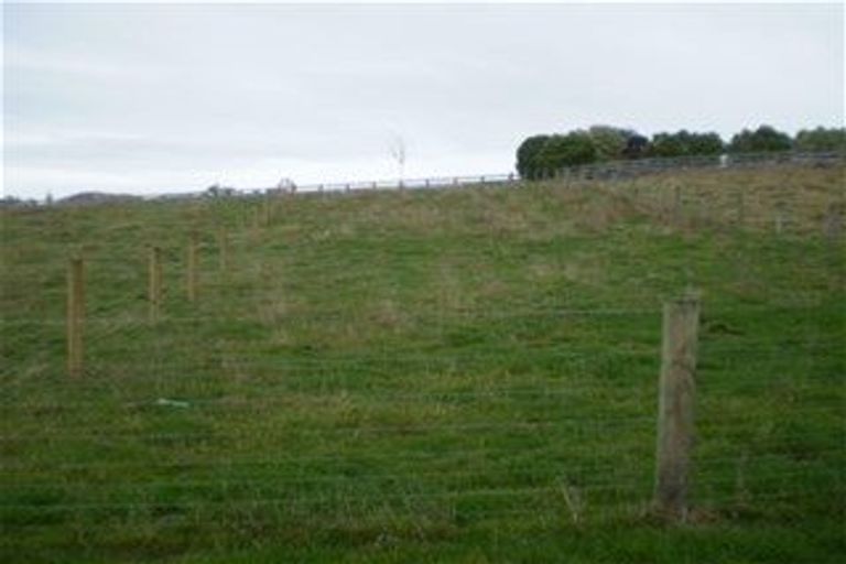 Photo of property in 18 Jg Wilson Drive, Waipukurau, 4281