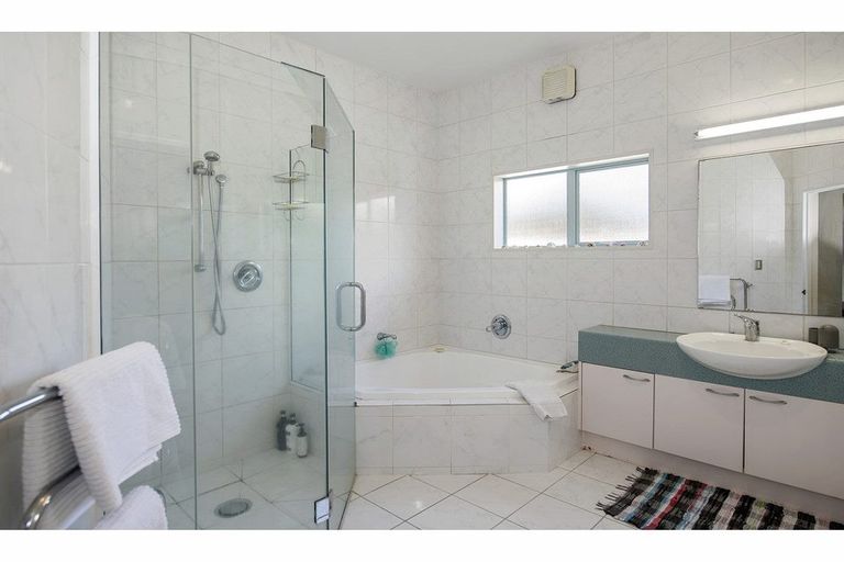 Photo of property in 191 Marine Parade, New Brighton, Christchurch, 8083