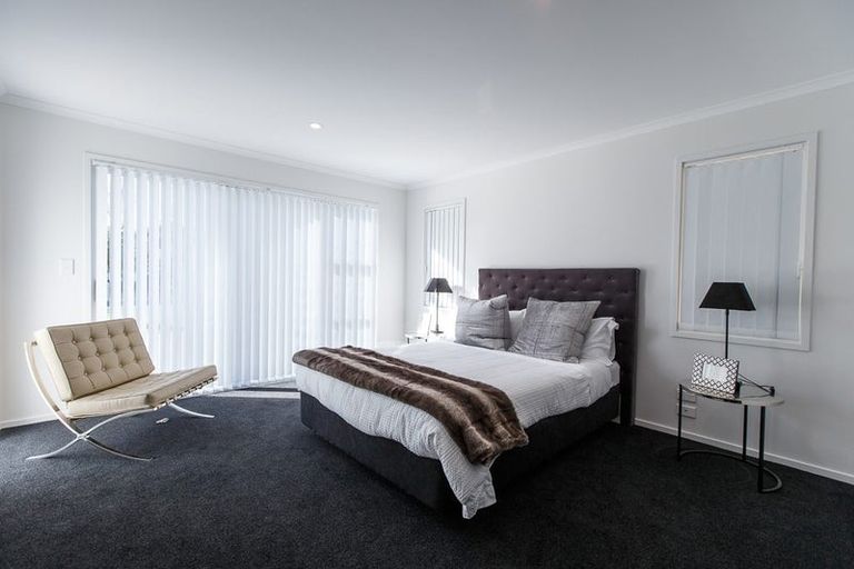 Photo of property in 1 Tremaine Avenue, Two Mile Bay, Taupo, 3330