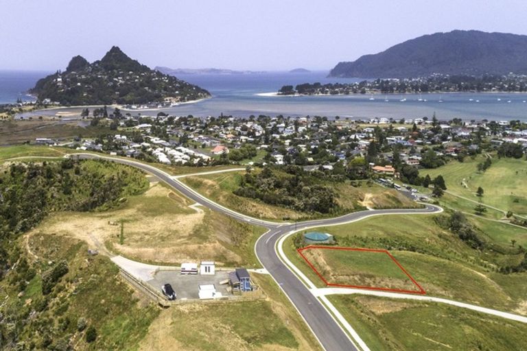 Photo of property in 17 Azimuth Road, Tairua, 3508