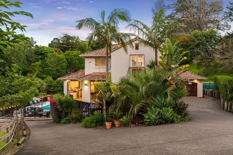 Photo of property in 135 Glenmore Road, Coatesville, Albany, 0793