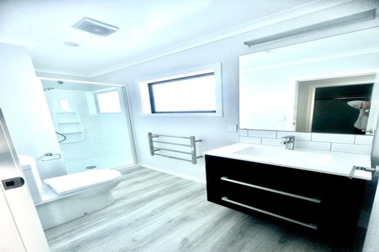 Photo of property in 18a North Street, Petone, Lower Hutt, 5012