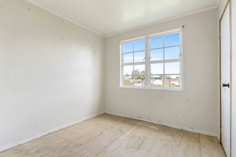 Photo of property in 123 Mahia Road, Wattle Downs, Auckland, 2103