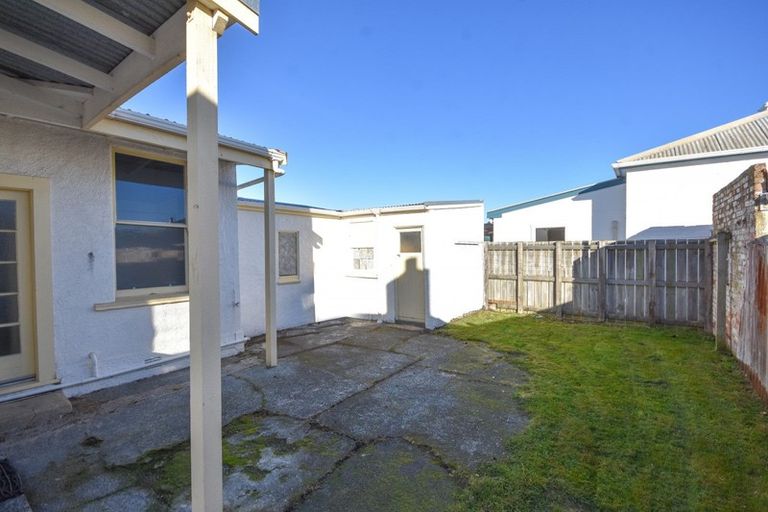Photo of property in 64 Wesley Street, South Dunedin, Dunedin, 9012