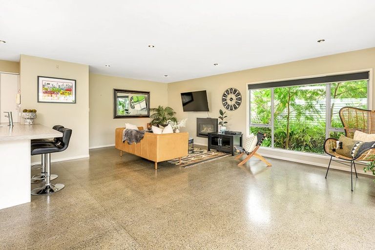Photo of property in 71 Hine Street, New Plymouth, 4310